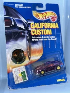 Coche de colección Hot Wheels California Custom Ferrari #1302 rosa variación rayas - Imagen 1 de 2