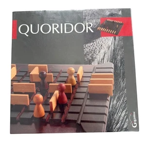 Quoridor Board Game Gigamic Strategy Maze Puzzle Wooden Pieces New Sealed - Picture 1 of 7