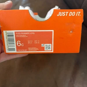 Nike Flex Runner 3 Schuhe für jüngere Kinder in/weiß/verspieltes Pink  - Bild 1 von 6