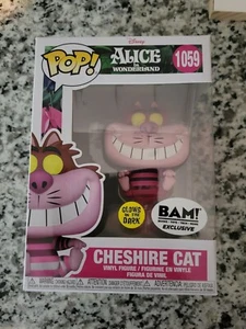 Funko Pop! BAM Exclusive GITD Disney Glow in the Dark Cheshire Cat #1059 in hand - Picture 1 of 6