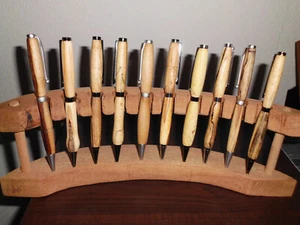 1 x Holz - Kugelschreiber zb.Eichen oder Kirschholz . BITTE LESEN - Bild 1 von 1