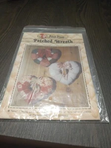 Patch Press Corona Patched Solo Modello Cuori Festivi - Foto 1 di 3
