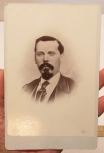 MAN with GOATTEE - vintage PHOTOGRAPH - CABINET CARD - listing #82 - Picture 1 of 7