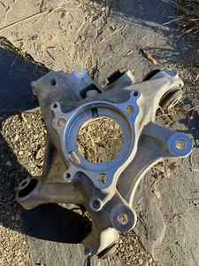 Tesla Model Y OEM Left Rear Suspension Knuckle Spindle 2020-2022 1188411-00-F - Picture 1 of 4