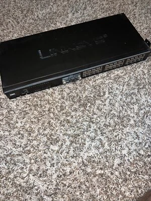Linksys 3124 24-Port 10/100 Ethernet Switch - Image 1 of 4