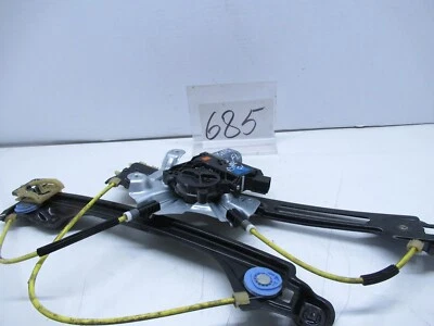 13-17 CADILLAC XTS FRONT LEFT DRIVER SIDE WINDOW REGULATOR W MOTOR OEM - Image 1 of 4