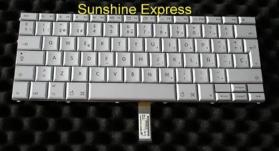 New OEM Apple MacBook Pro 17" MA092LL/A A1151 Spanish Keyboard AEPW2PLP011 - Image 1 of 3