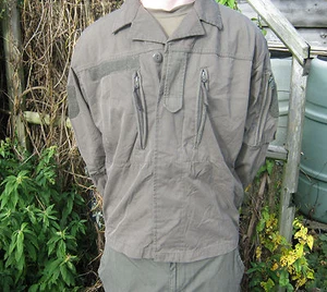 Chaqueta ligera Ripstop del ejército austriaco campo de combate excedente militar oliva - Imagen 1 de 3