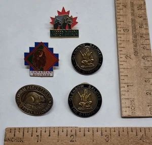 5 Pinbacks - Kanada verwandt - Bild 1 von 10