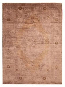 Traditional Hand Knotted Area Rug 9'11" x 13'6" Wool Carpet - Picture 1 of 9