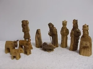 Belén vintage tallado a mano de madera Navidad 11 piezas estatuillas estatuas - Imagen 1 de 6