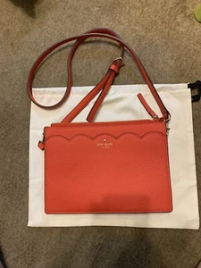 Neu Original Kate Spade New York rot Leder klein verstellbar Xbody Tasche - Bild 1 von 4