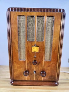 1930's General Electric Tube Radio Wood Housing | Model A-63 Tombstone - AS-IS - Picture 1 of 24