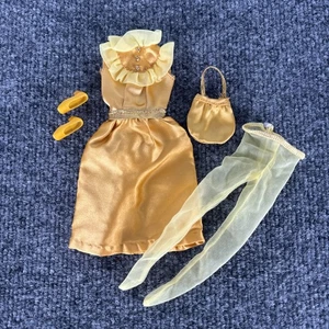 De colección Barbie 1972 Conjunto Brillo Dorado #3340 Mod Pantimedias Bolso Zapatos Japón - Imagen 1 de 12