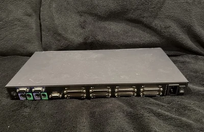 Dell 582RR 16-Port Rack-Mount KVM Console Switch Box_No PWR Adapter or Rack Ears - Image 1 of 4
