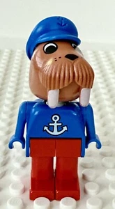 NEW LEGO Minifig FABULAND WALRUS - Captain Wilfred fab12g Blue Top Hat & Anchor - Picture 1 of 2