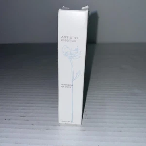 Artistry Essentials Auffüllende Augencreme 0,5 Unzen - Bild 1 von 4