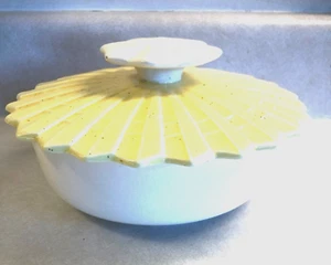 Cali USA Sunflower Lidded Casserole Serving Dish Bowl Vint California Pottery - Picture 1 of 6
