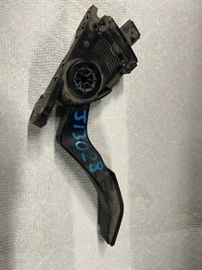 13 FORD VAN E250 Accelerator Parts - Picture 1 of 3