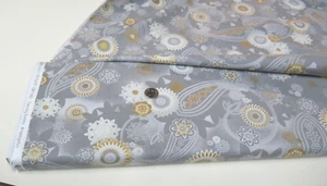 Michael Miller quilt-craft fabric DANCING PAISLEY fog 2 yds (cm-11851) with Gold - Picture 1 of 2