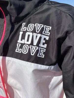 复古 Bobbie Brooks 风衣拉链网球黑色粉红色女式中号 Love Love Love — 第 1/4 张图片