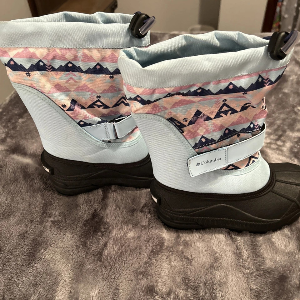 Columbia BC1327-495 Size 12 Girls Silver Ridge II Boots - Image 1 of 4