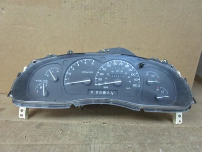 98 99 00 01 02 03 Mazda B2500 painel de instrumentos velocímetro 224k milhas - Imagem 1 de 2