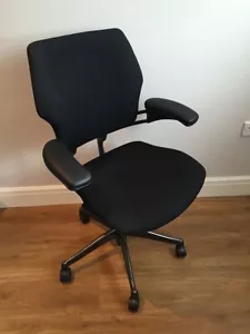 BLACK FABRIC HUMANSCALE FREEDOM ERGONOMIC OFFICE TASK CHAIR FREE UK DEL - Picture 1 of 7