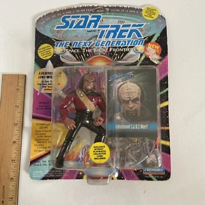Star Trek The Next Generation Lieutenant (J.G.) Worf Figurine 1993 - Picture 1 of 9