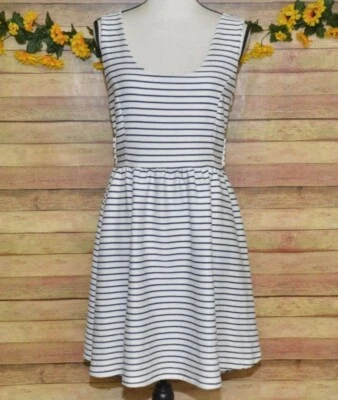 Vestido Lauren Conrad Sun Azul Marino Náutico Cruzado Espalda Talla L Ajuste y Acampanado Forrado Preppy Foto 1 de 4