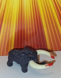 Vintage Mighty Max Grapples Battle Cat Bloody Wooly Mammoth 1993 Mini Figur - Bild 1 von 3
