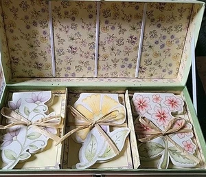 Debbie Mumm Stationary / Note Box 3D Framed Pictures Floral 3 Seasons 35 Cards - Picture 1 of 14