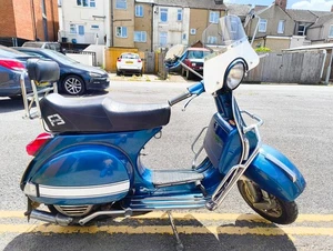 Vespa scooter P200e (1980) - Picture 1 of 17