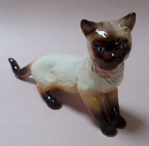 FIGURA VINTAGE DE GATITO DE PIE GATO SIAMÉS CERÁMICA ARTE VIENÉS KERAMOS - Imagen 1 de 7