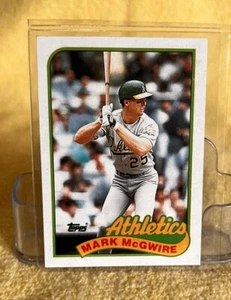 Topps 1989 Athletics Mark McGwire Error Card #70 Wrong Weight - Nr Mint - Picture 1 of 4