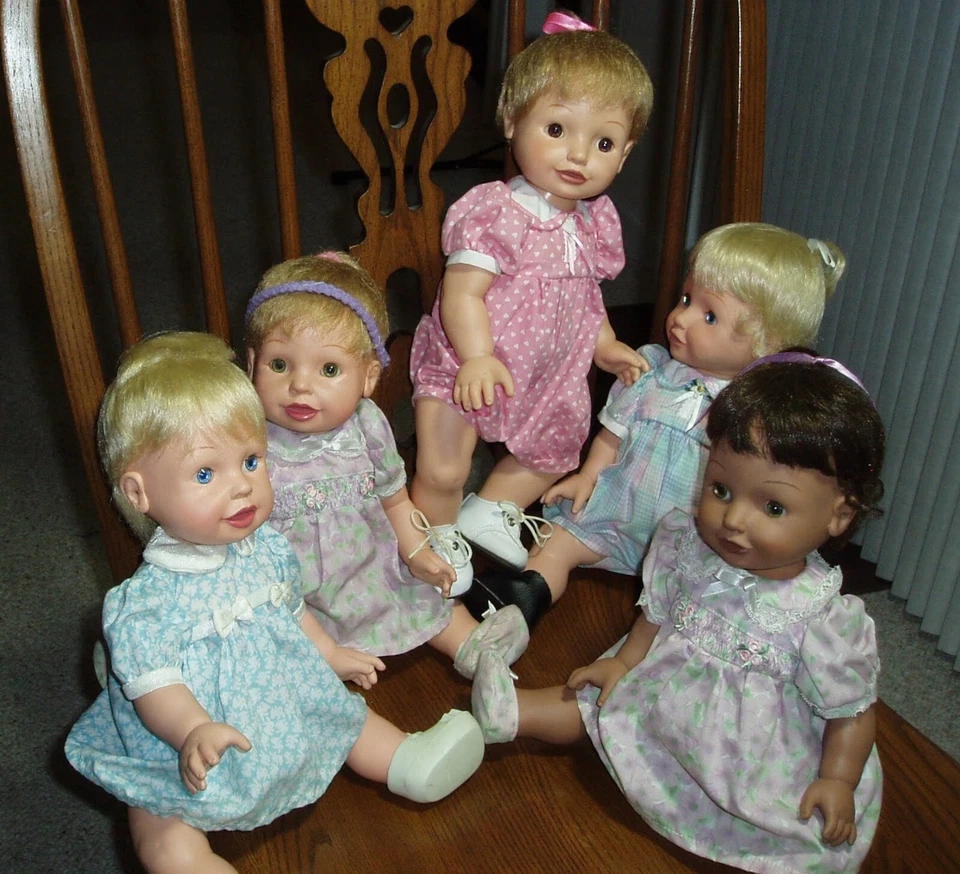 Amazing Babies by Playmates 15" Talking doll *Interactive *movable joints *AS IS - Image 1 of 1