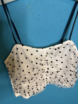 Forever 21 Women's Crop Top Shirt Size Medium - Image 1 of 3