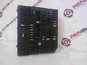 Renault Scenic MK3 2009-2016 Body Control Module UPC Fuse BOX 284B69009R - Picture 1 of 2