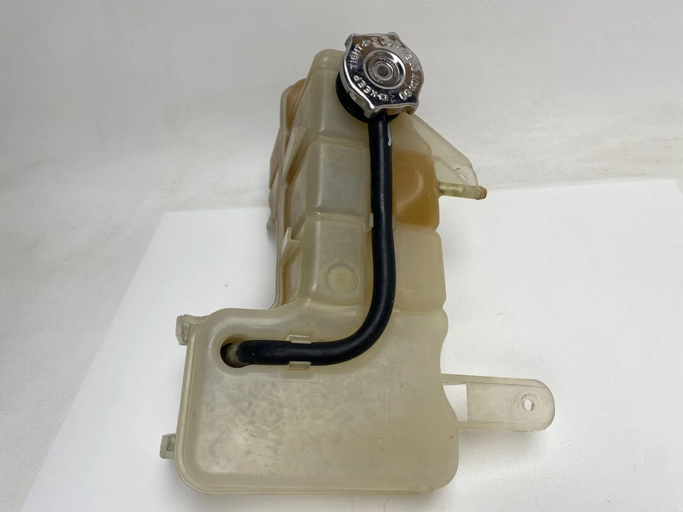 Botella de recuperación de refrigerante del motor 04596466AF compatible con Dodge Charger 2006-2010 3,5 L Foto 1 de 4