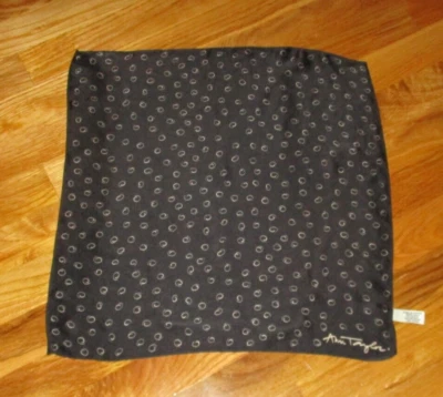 Ann Taylor 黑色白色圆圈圆点 100% 真丝方巾 16 英寸日本 — 第 1/3 张图片