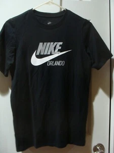 Boys' Nike Short Sleeve T-Shirt BQ6217 010 Size L, XL - Picture 1 of 2