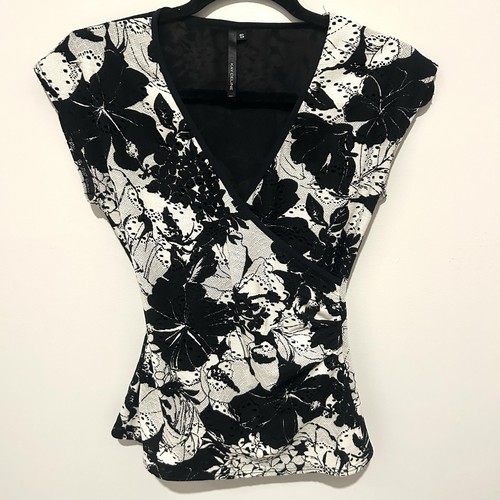 Top vintage Kay Celine pizzo elasticizzato scollo a V manica corta nero crema piccolo Y2K