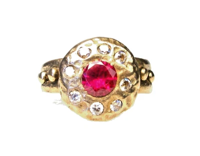 Anel de bronze dourado estilo antigo - Pedra de rubi corindo - Tamanho 10 - Imagem 1 de 3