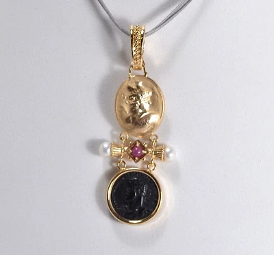 TAGLIAMONTE CIONDOLO  ARGENTO 925 ONICE PERLE RUBINI                    TGN 1004 - Immagine 1 di 3