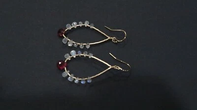 Pendientes Saks off quinto oro relleno piedra lunar de diseño y turmalina rosa nuevos sin etiquetas Foto 1 de 4