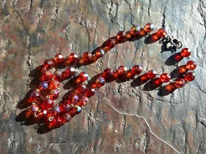 Giltzernde Glasperlenkette, Halskette, Collier, Kette, rot, elegant, handmade - Bild 1 von 3
