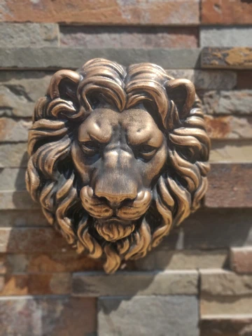 Lion Head Sculpture Wall Plaque Fireplace Corbel Black & Gold Fountain Ornament Cover