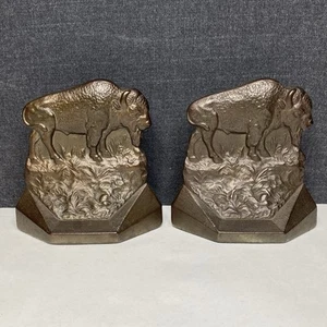 Antique American Buffalo Bison Bookends COPR 1930 Metal Decor Rare - Picture 1 of 18