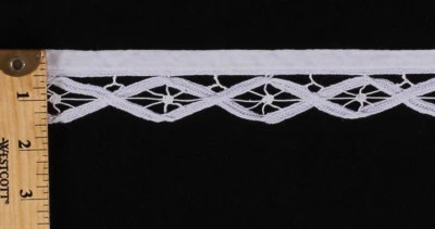 White Battenberg Lace Renaissance Trim Edging By the Yard - 1" Wide (M410.09) - Image 1 of 2