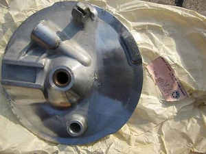 NOS 1974-75 YAMAHA DT125 DT175 DT 125 175 FRONT BRAKE PLATE 443-25121-00-00 - Picture 1 of 3